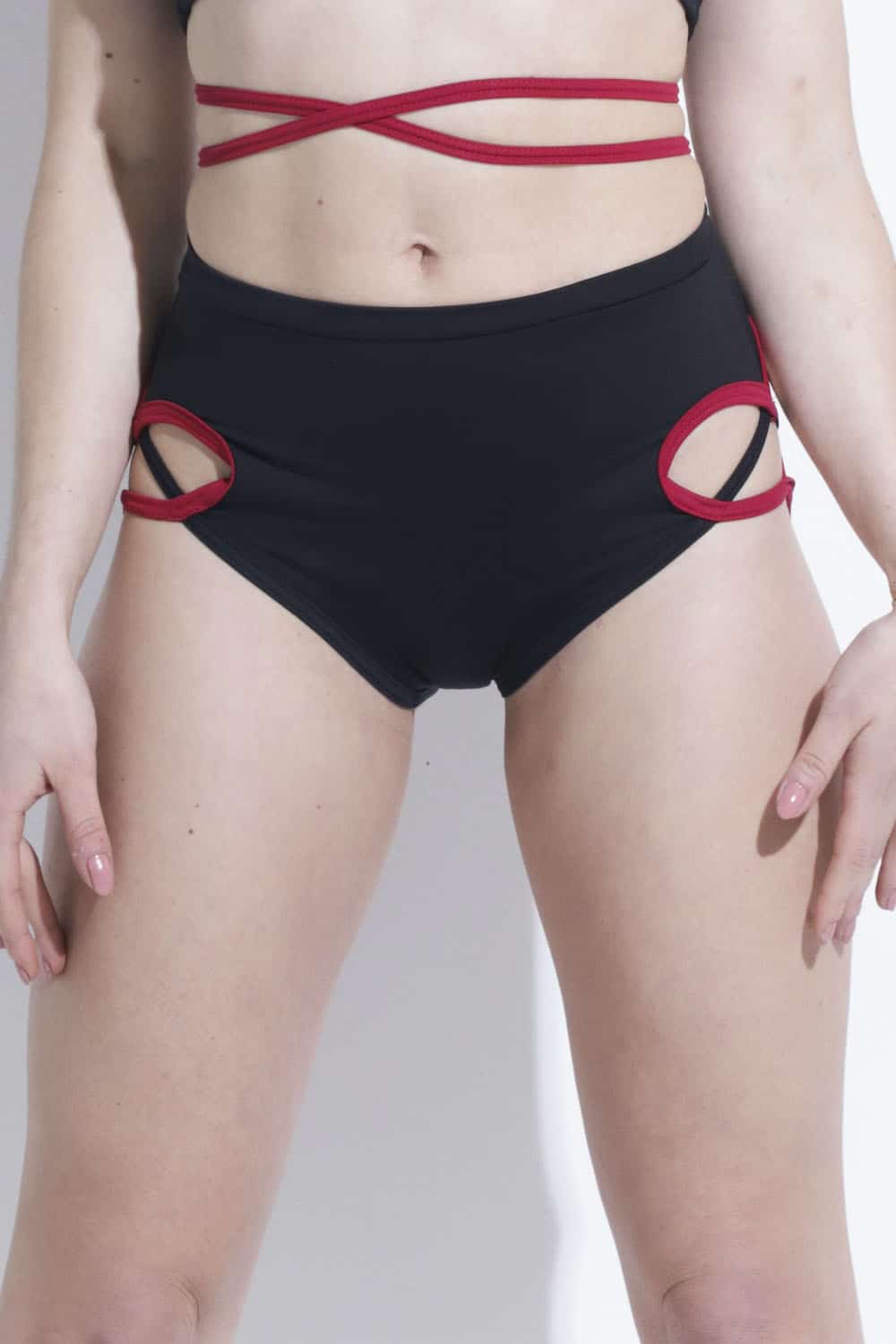 MILAKRASNA - Lola Bottoms