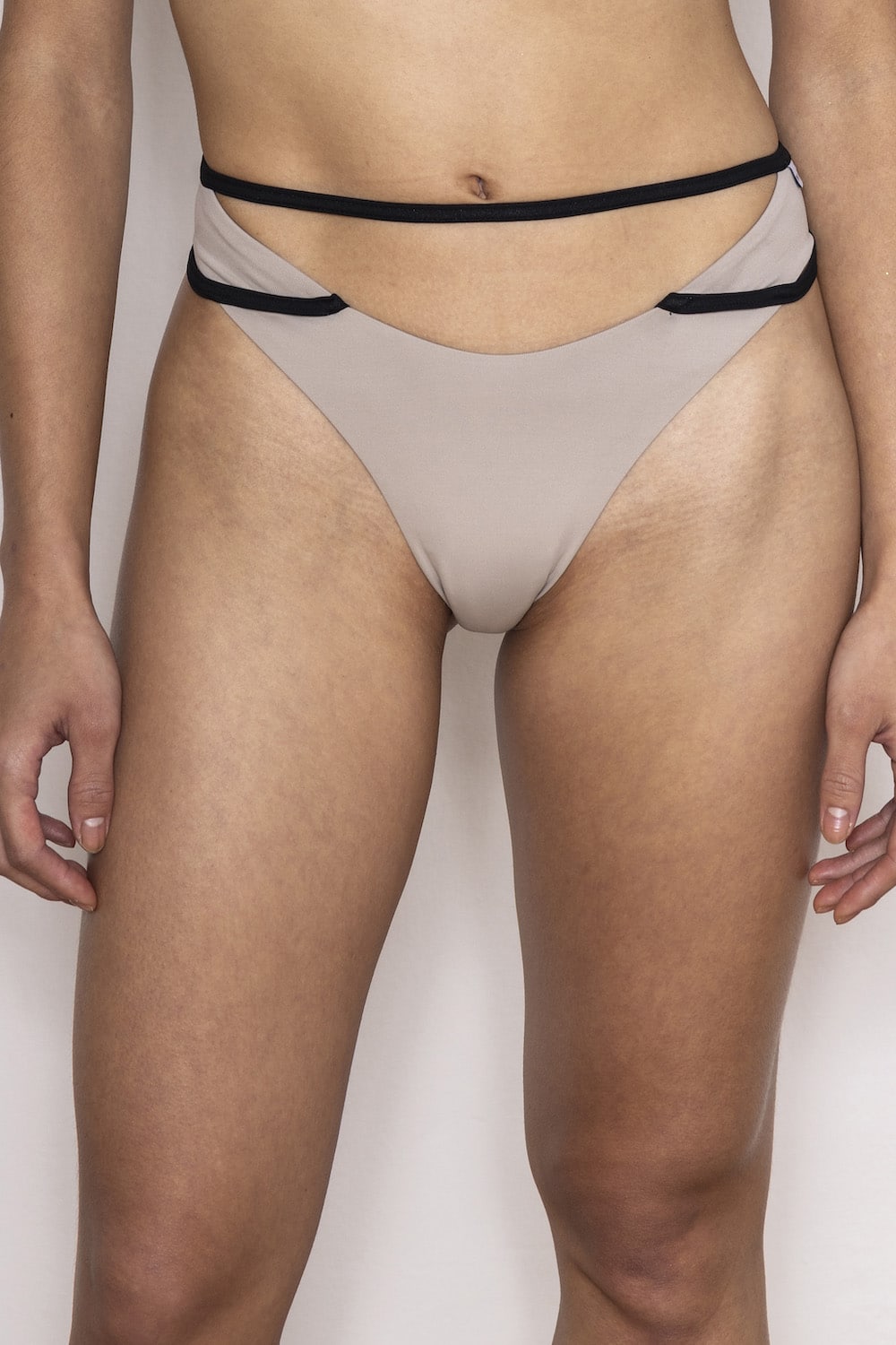 MILAKRASNA - Pia Bottoms