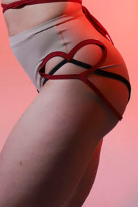 MILAKRASNA - Lola Bottoms