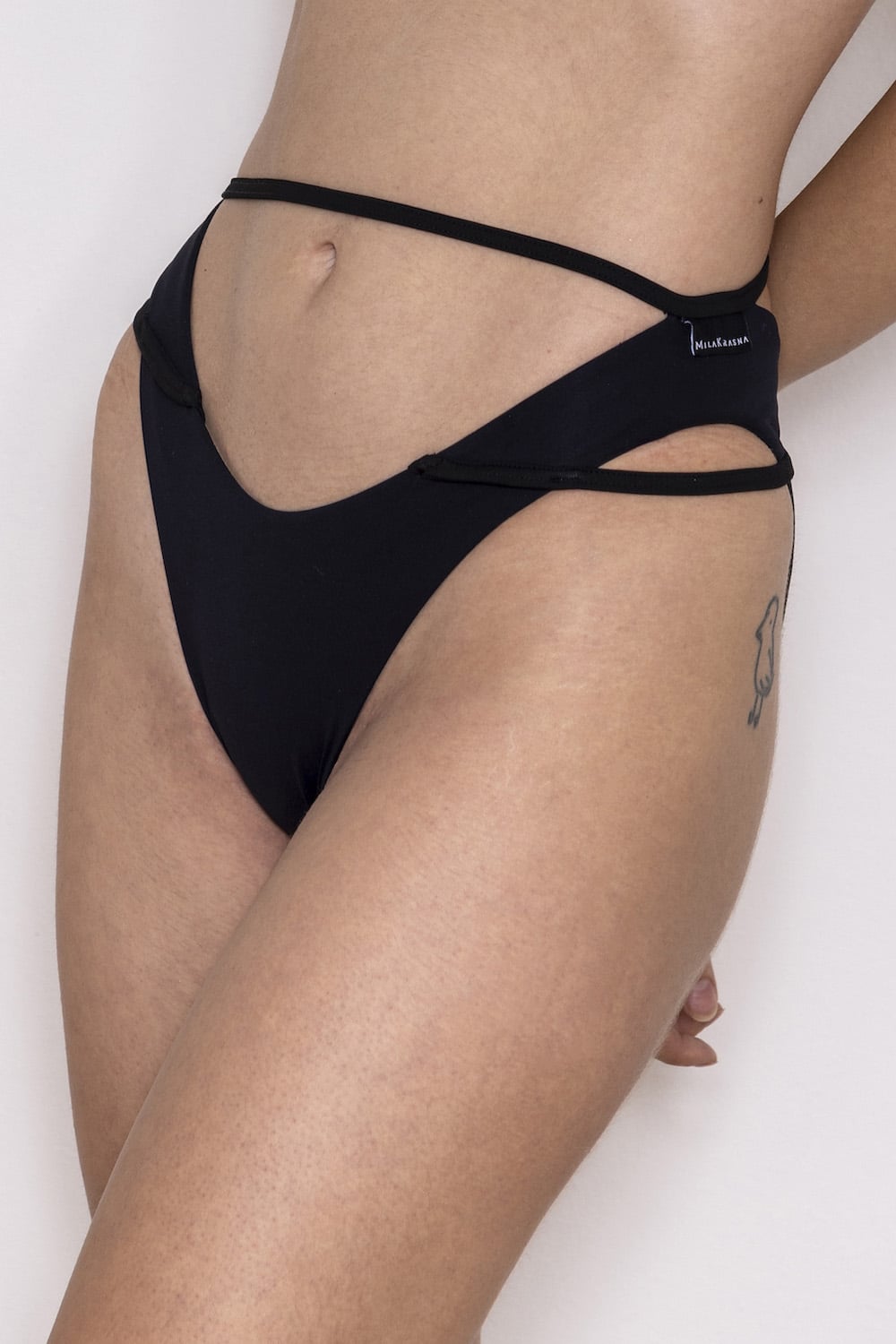 MILAKRASNA - Pia Bottoms