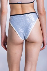 MILAKRASNA - Tara Bottoms