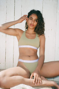 FANTABODY - Essentials Logo Bottoms