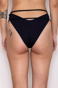 MILAKRASNA - Pia Bottoms