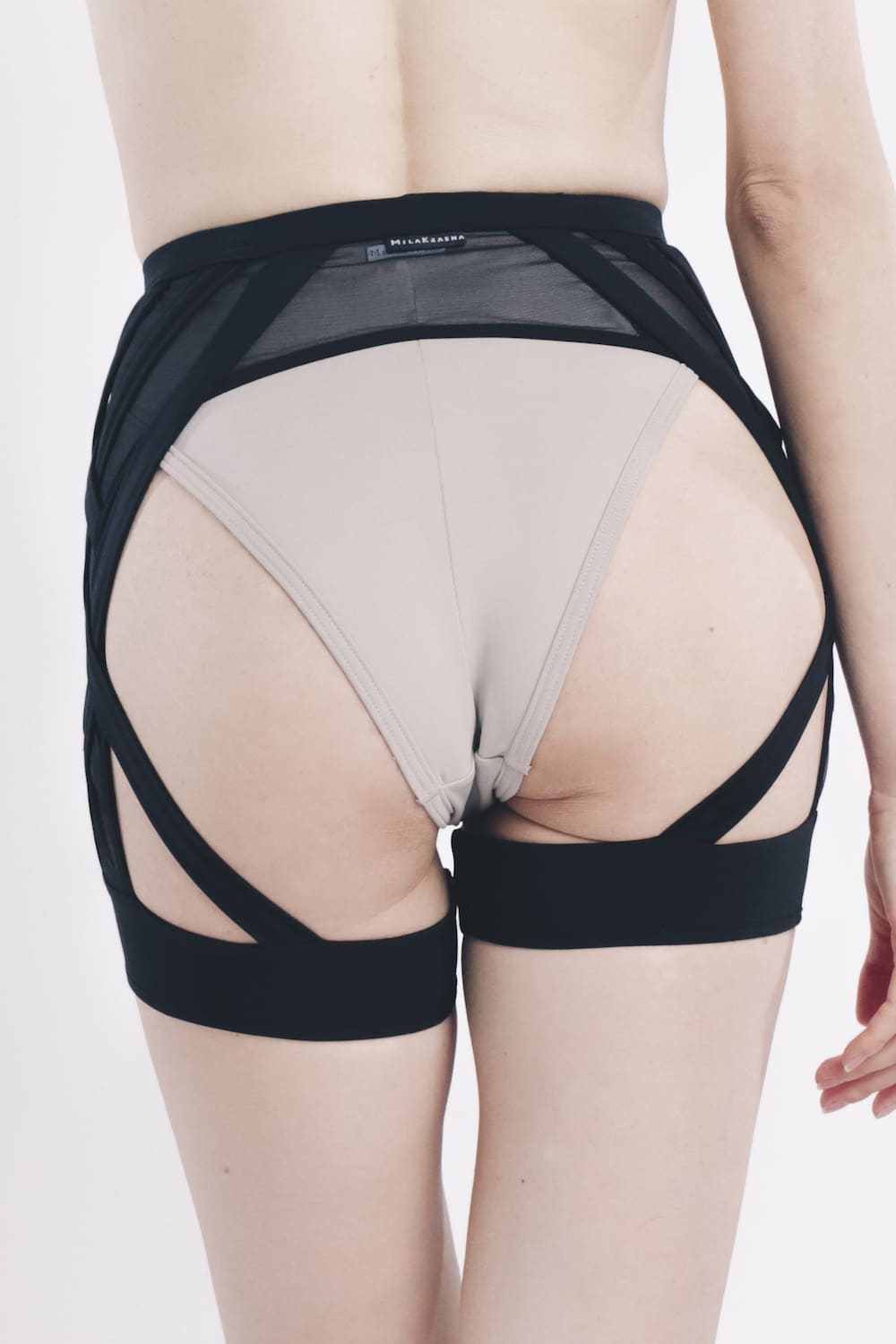 MILAKRASNA - Zlata Garter Belt