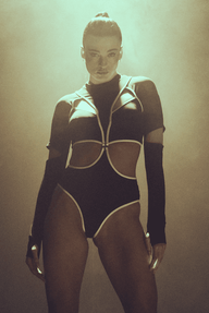 HAMADE - Scoop Neck Top Black/White (long sleeve)