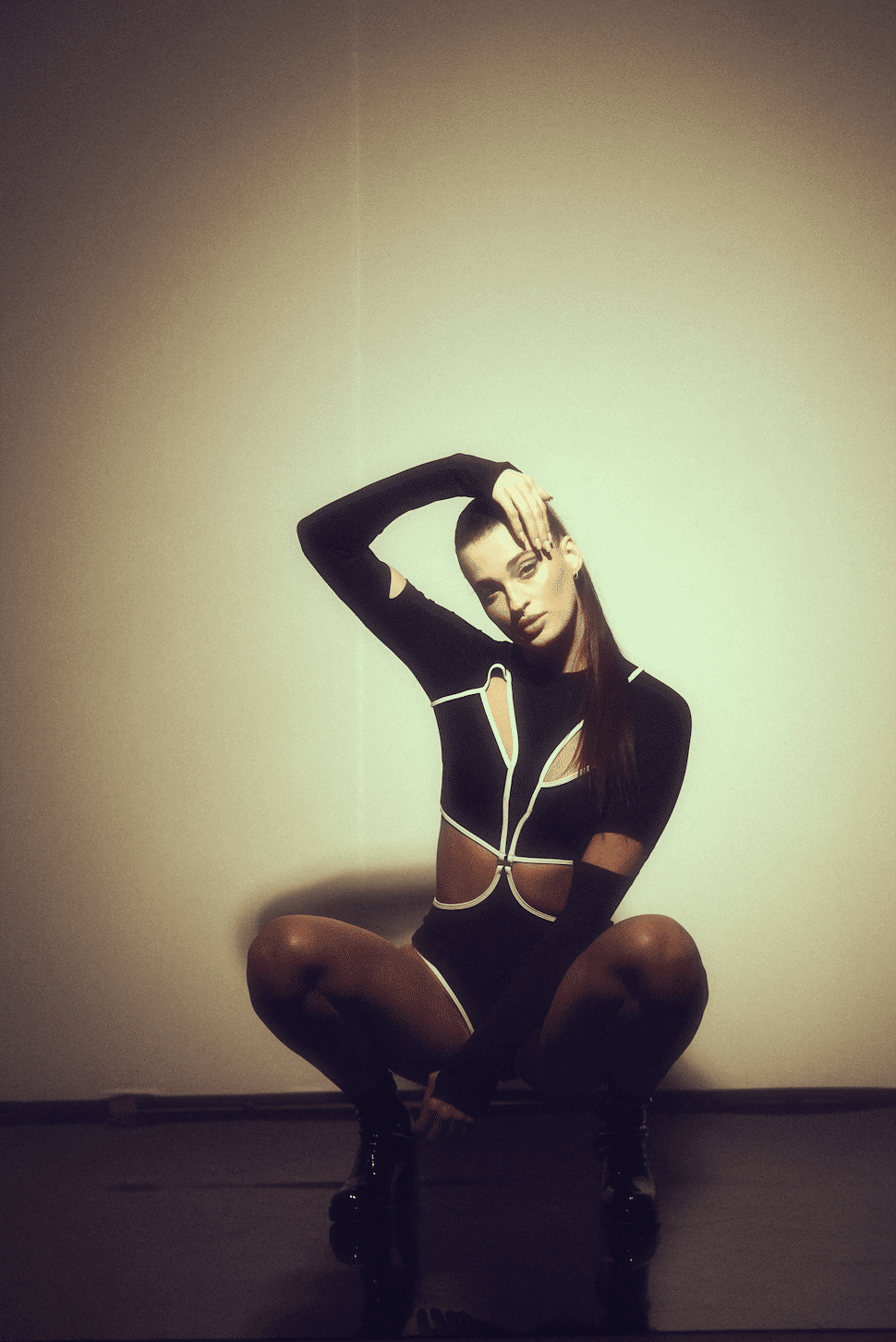 HAMADE - Scoop Neck Top Black/White (long sleeve)