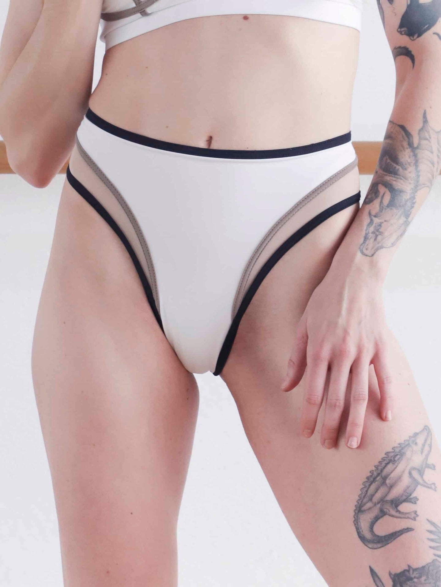 MILAKRASNA - NINA BOTTOMS