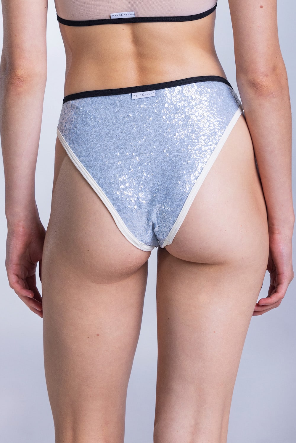 MILAKRASNA - TARA BOTTOMS