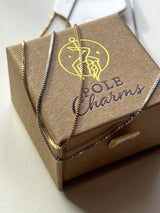 POLE CHARMS - Pendentif "Superwoman" Doré