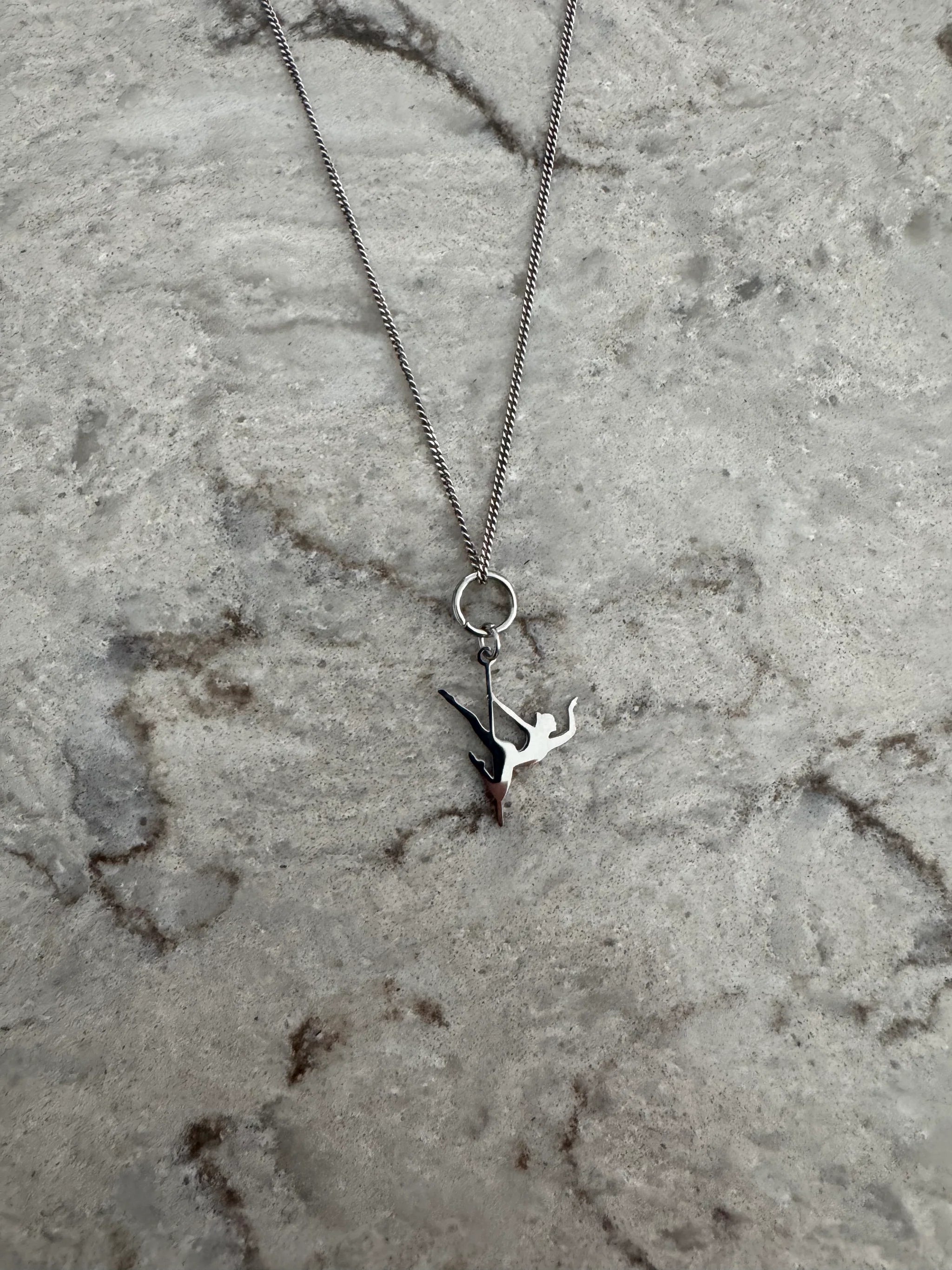 POLE CHARMS - Pendentif "Superwoman" Argenté