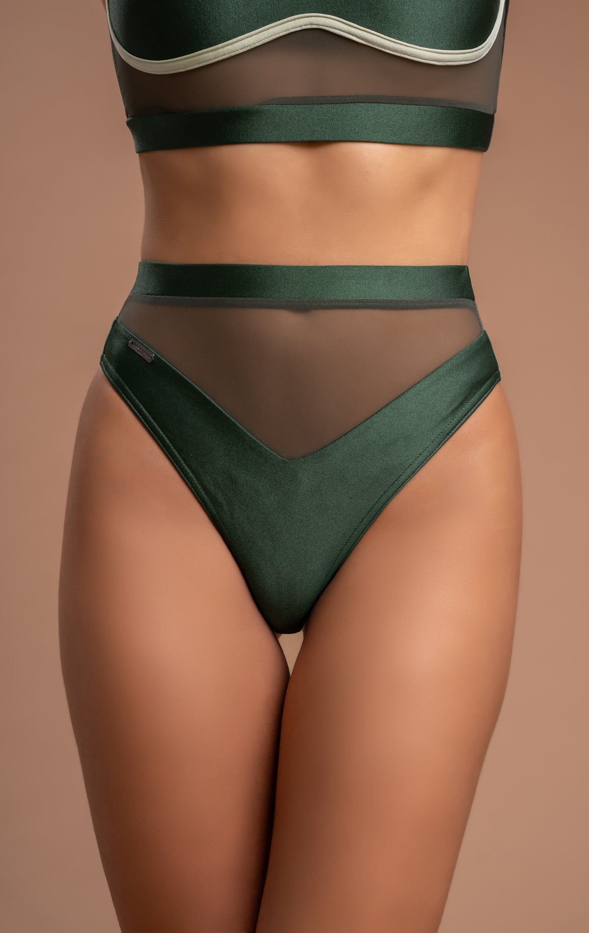 PARADISE CHICK - Short Gigi Active