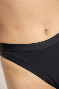 KAIA WEAR - Midnight Kiss Shorts