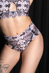 SHARKPOLEWEAR - Short High